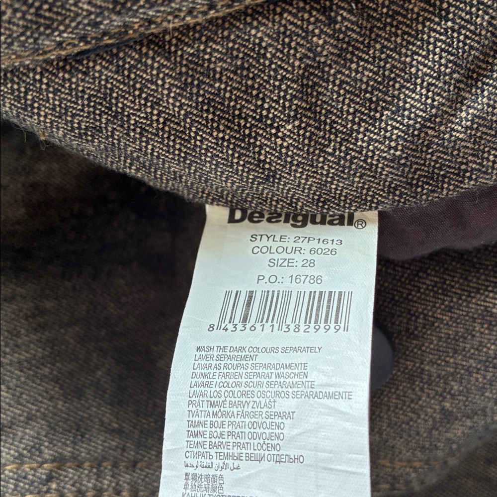Very unique Desigual Pants! - Picture 10 of 10